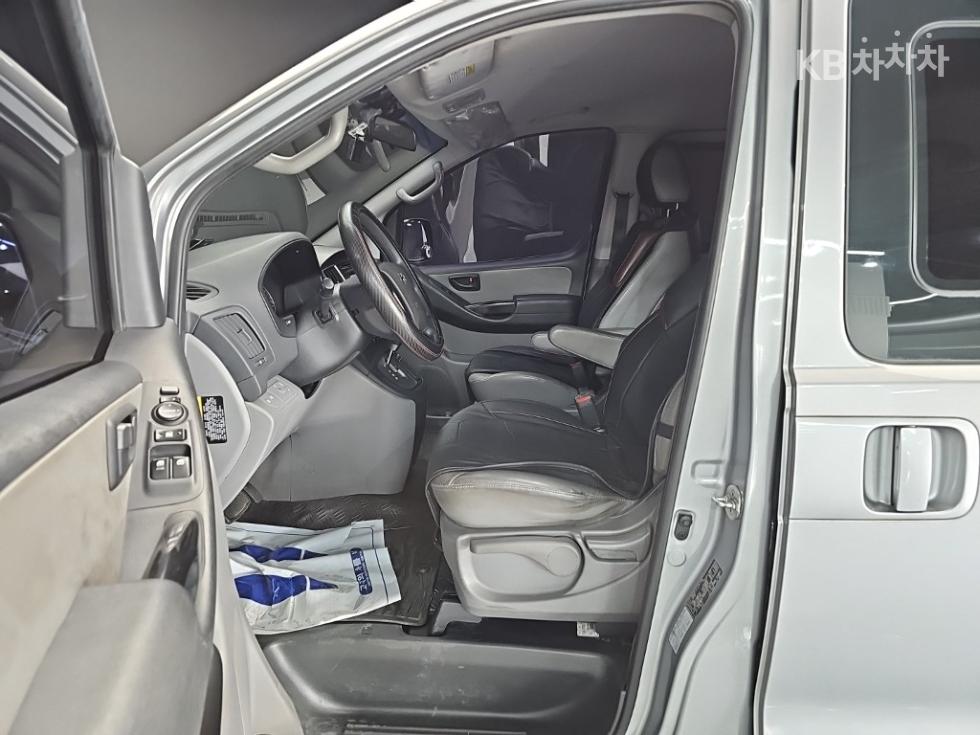 Hyundai Starex — miniaturë 11