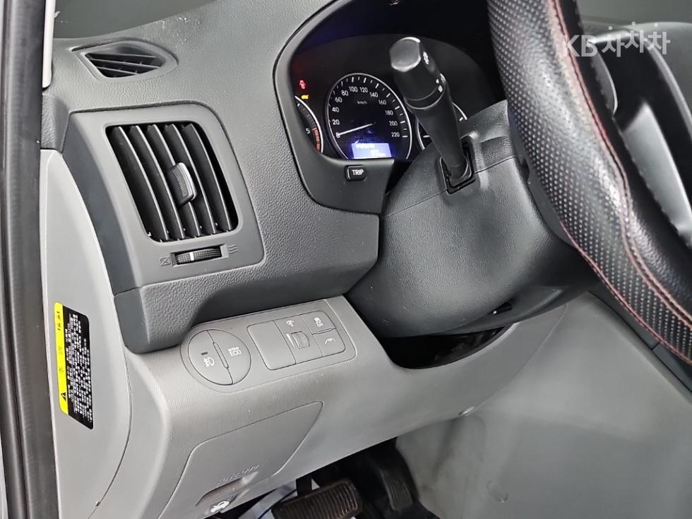 Hyundai Starex — miniaturë 14