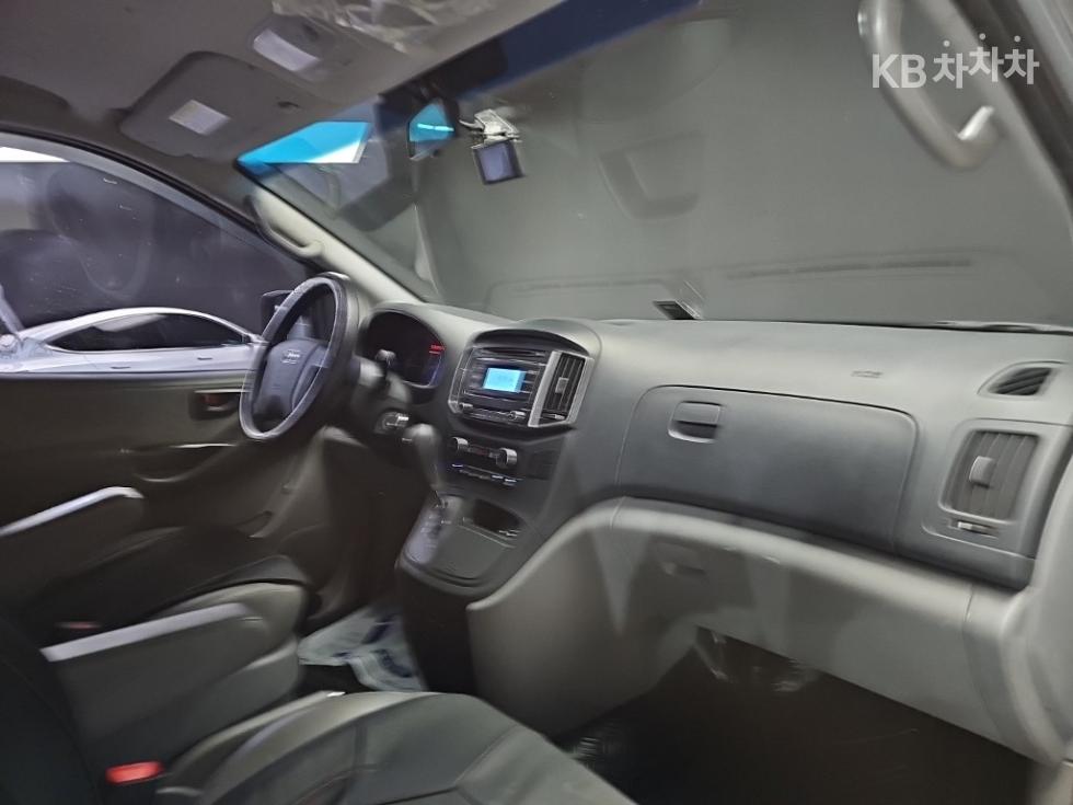 Hyundai Starex — miniaturë 17