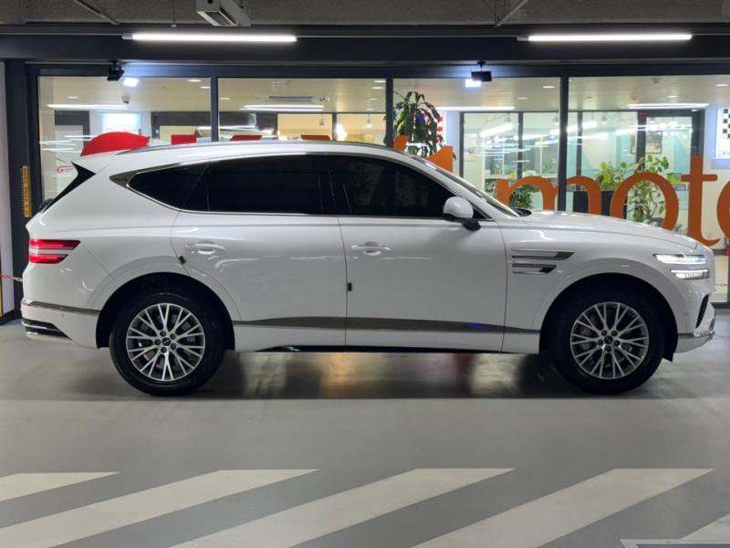 2024 Genesis GV80 photo