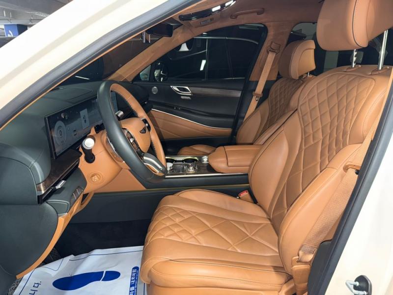 2024 Genesis GV80 photo