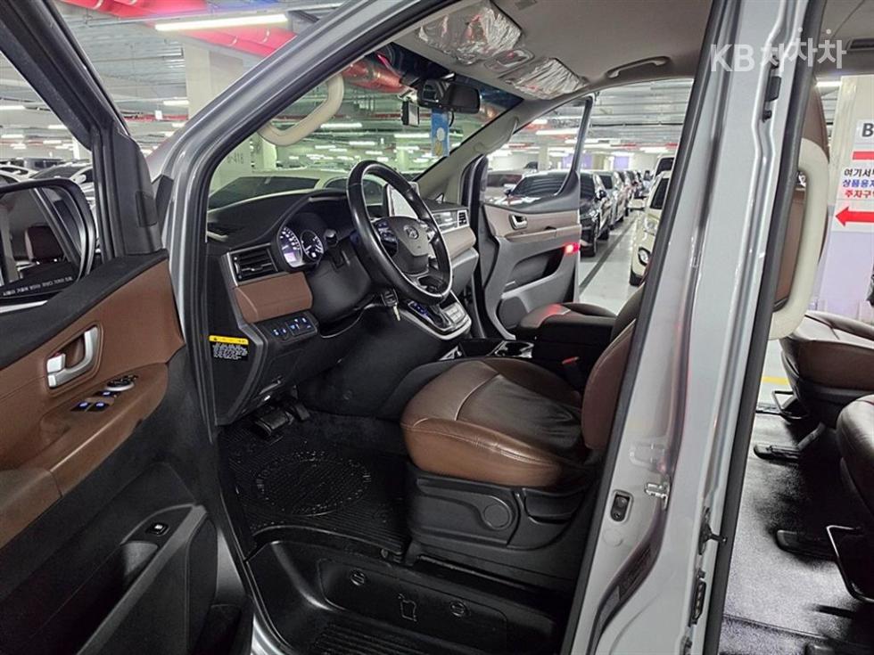 Hyundai Starex — miniaturë 5