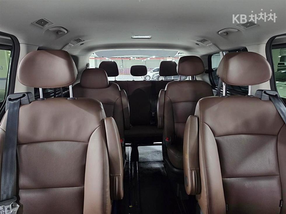 Hyundai Starex — miniaturë 10