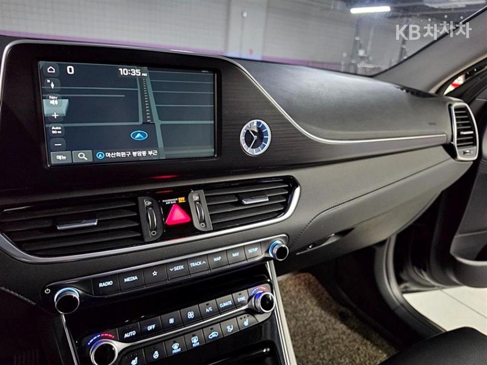 Hyundai Grandeur — miniaturë 13