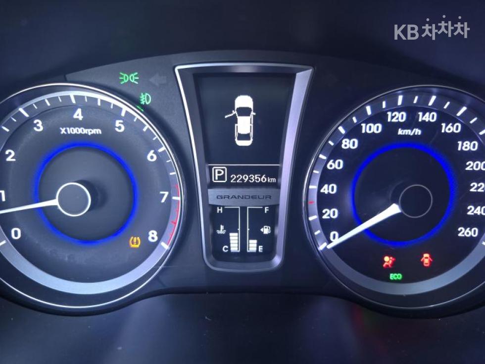 Hyundai Grandeur — miniaturë 13