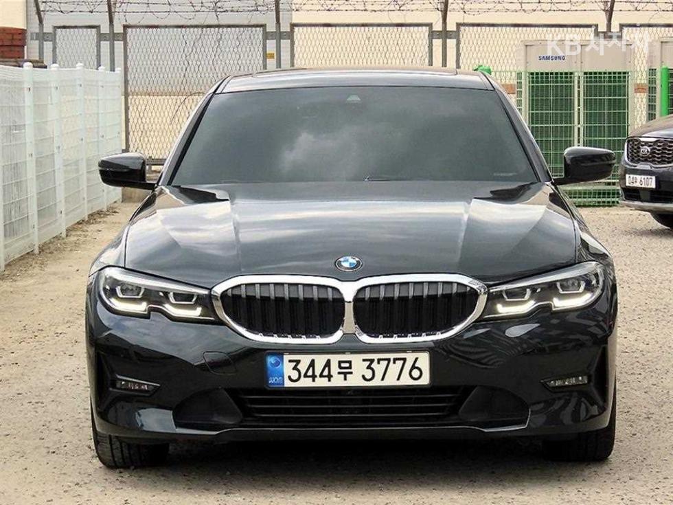 بي إم دبليو 3-Series