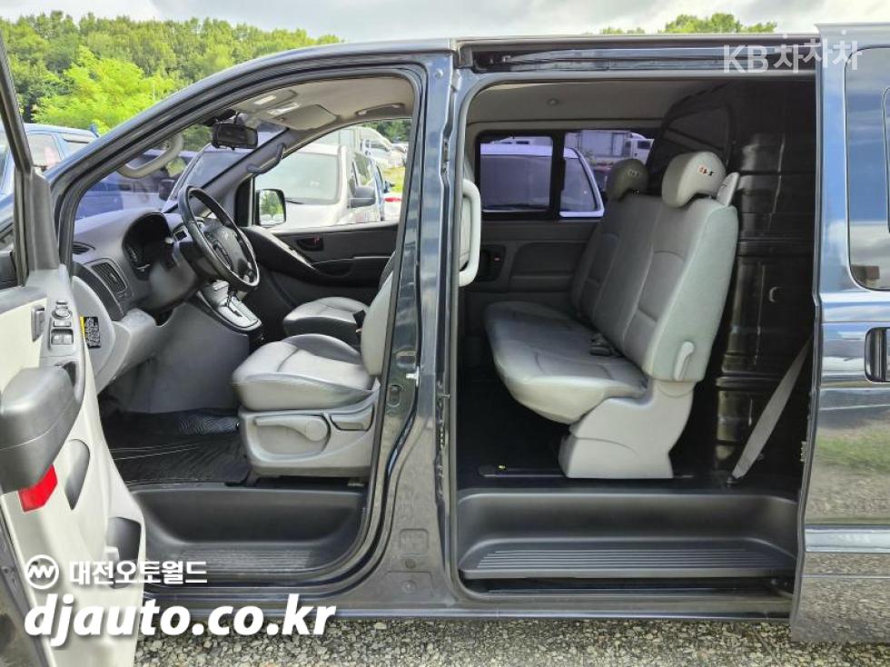 Hyundai Starex — miniaturë 13