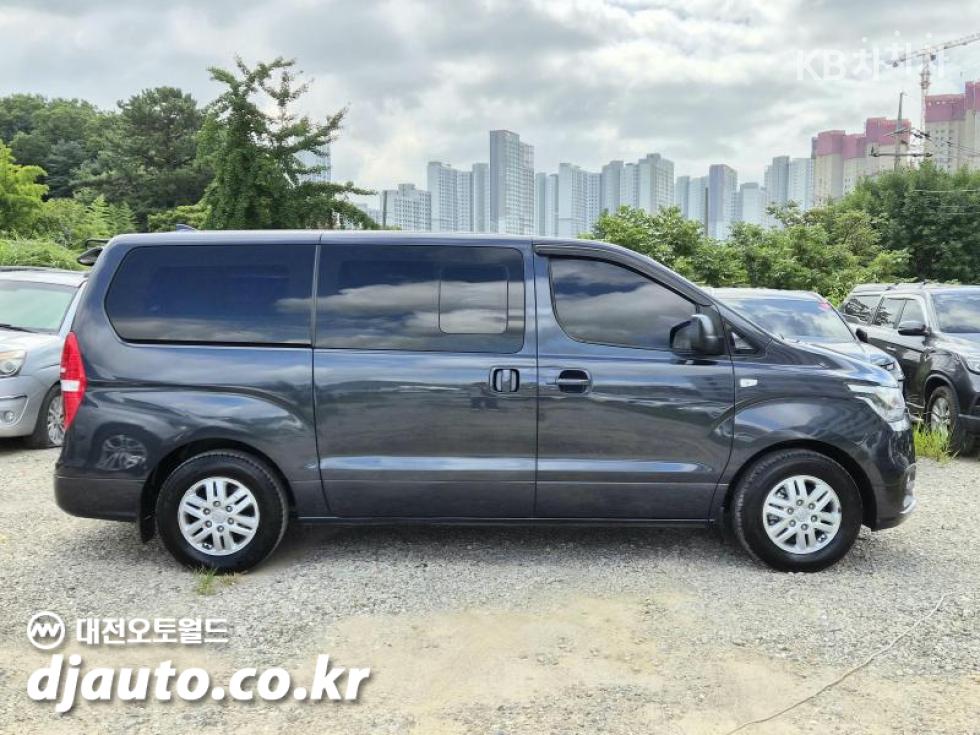 Hyundai Starex — miniaturë 15