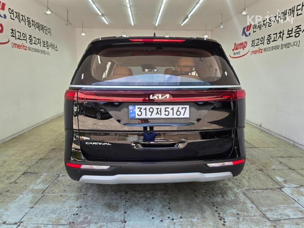 Kia Carnival — miniaturë 2