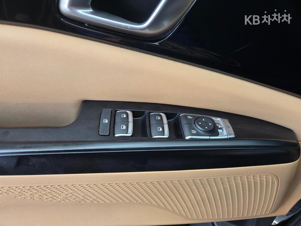 Kia Carnival — miniaturë 12