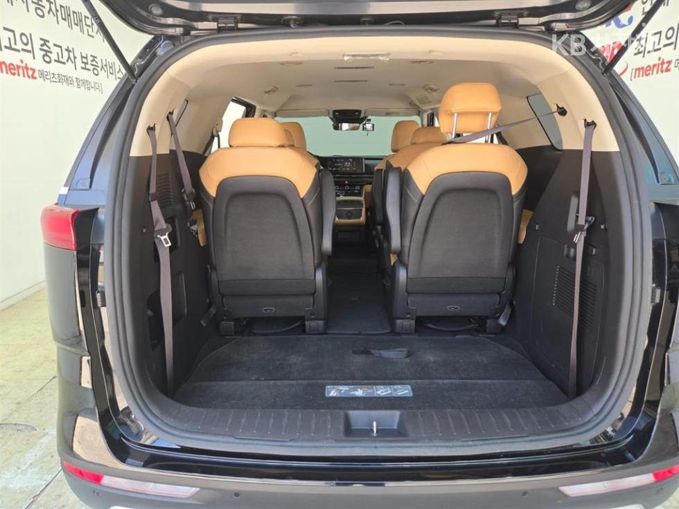 Kia Carnival — miniaturë 14
