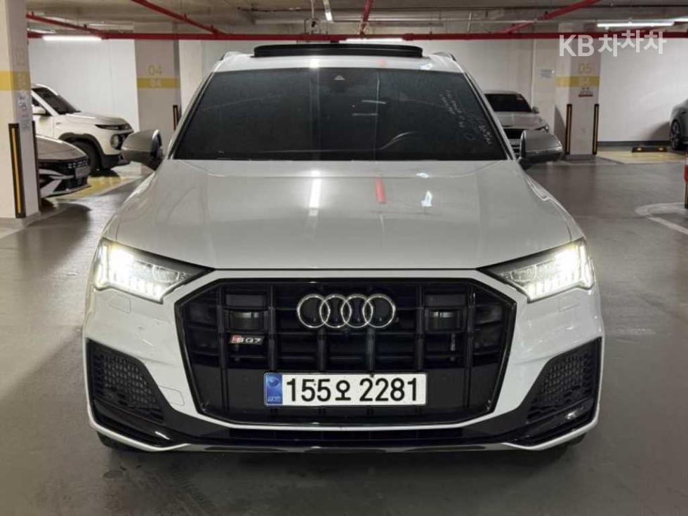 2024 Audi SQ4(4M) photo