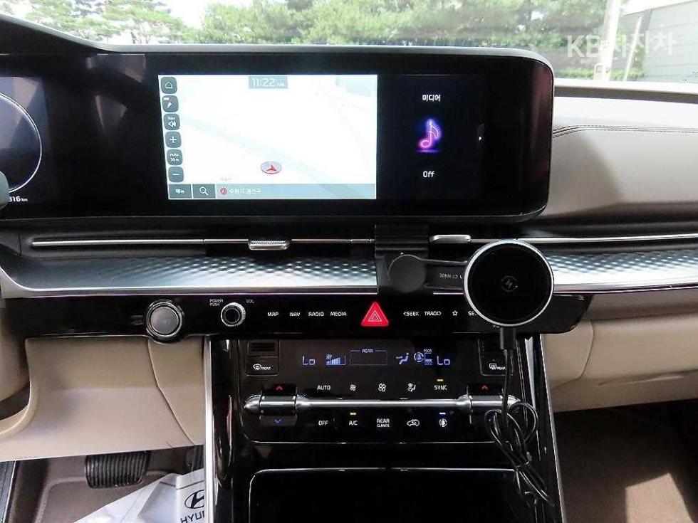Kia Carnival — miniaturë 12