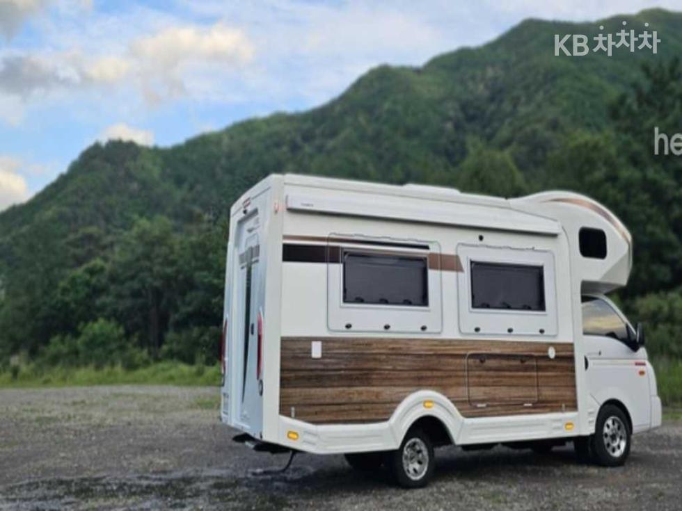 2024 Hyundai 2 photo