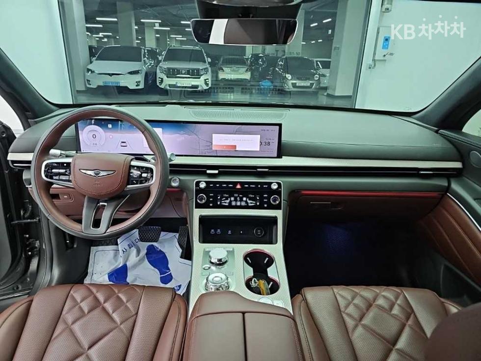 2024 Genesis GV80 photo