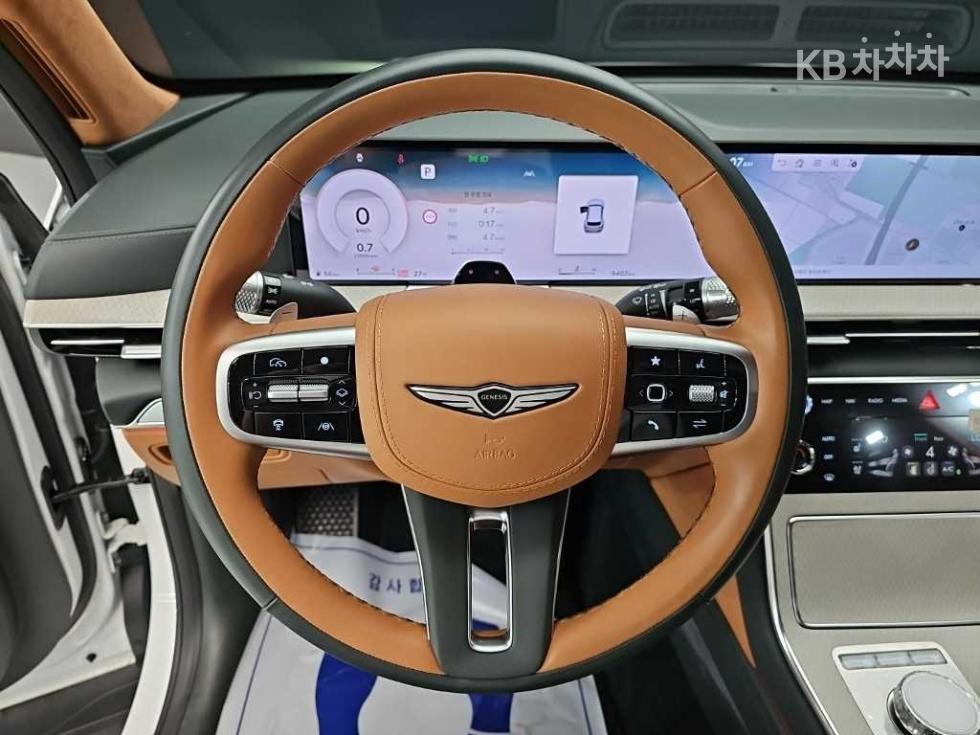 2024 Genesis GV80 photo