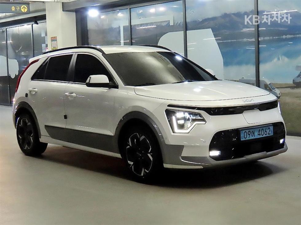 기아 디 2022년식 기아 디 올 뉴 니로 EV 어스 기본형