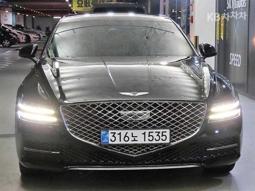 جينيسيس G80
