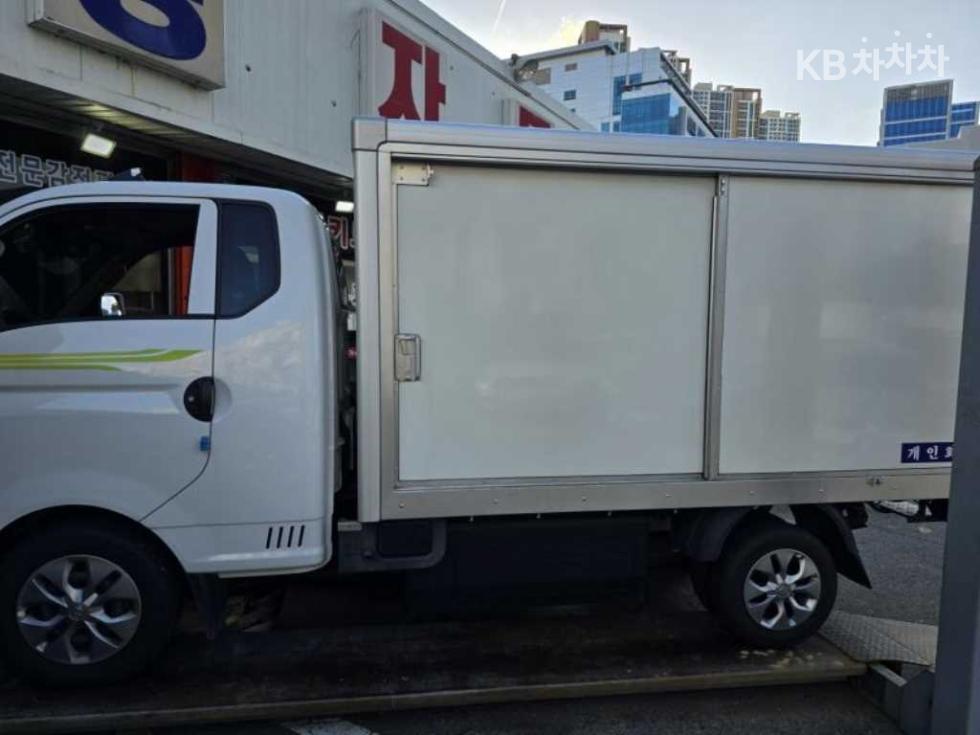 현대 포터2 2023년식 현대 포터2 일렉트릭 저상내장탑차