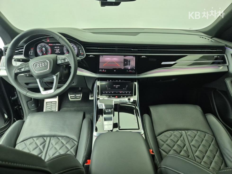 Audi Q8 — miniaturë 5