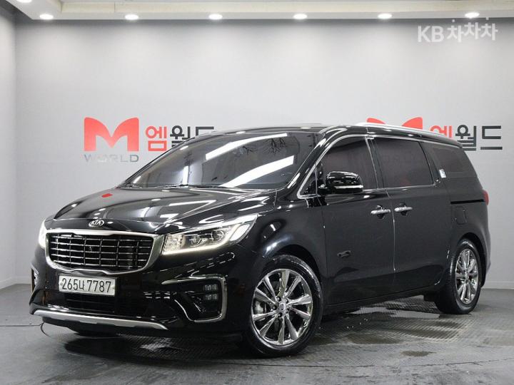 Kia Carnival 9인승 2.2 디젤 노블레스 스페셜 — foto 1