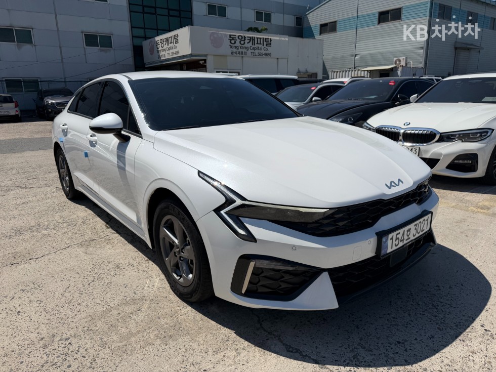 Kia K5 — miniaturë 2