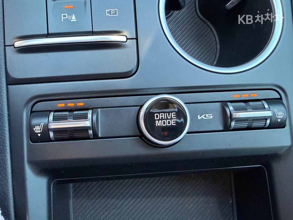 Kia K5 — miniaturë 24