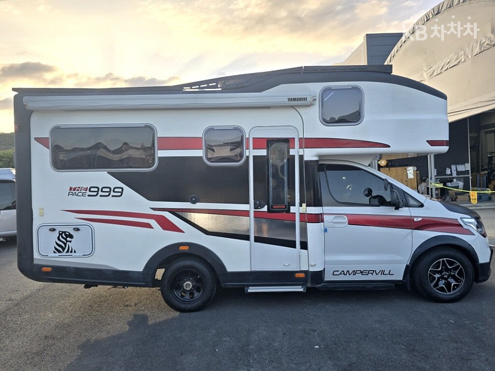 Hyundai Starex — miniaturë 5