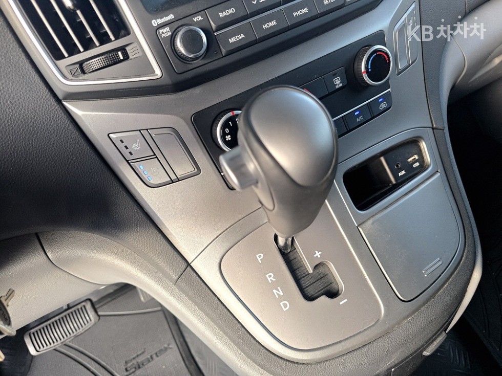 Hyundai Starex — miniaturë 11