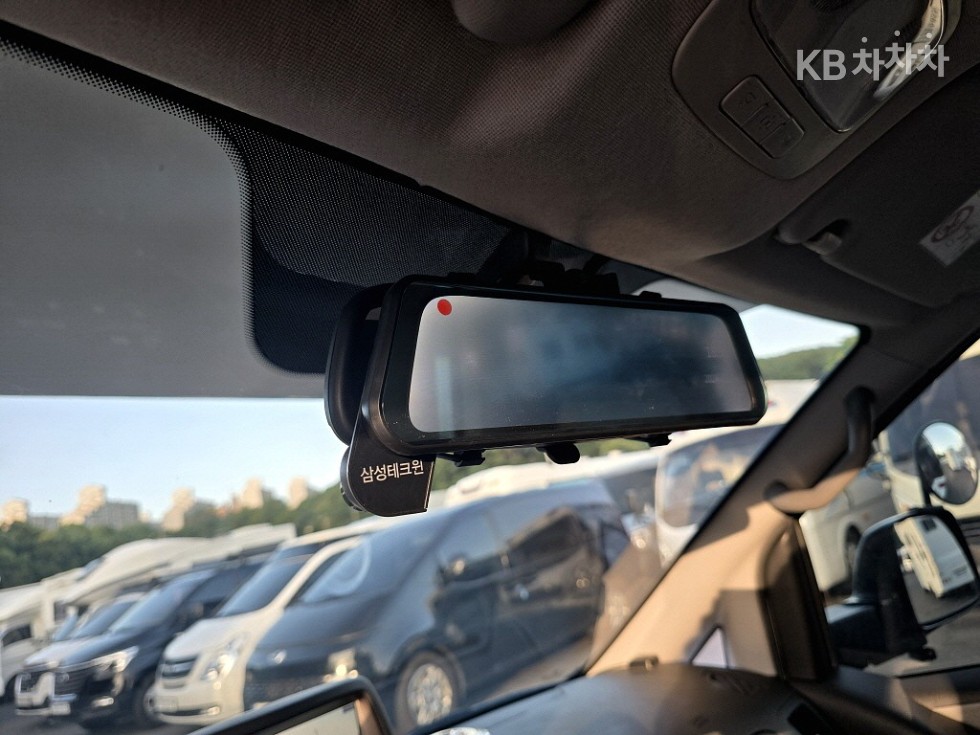 Hyundai Starex — miniaturë 14