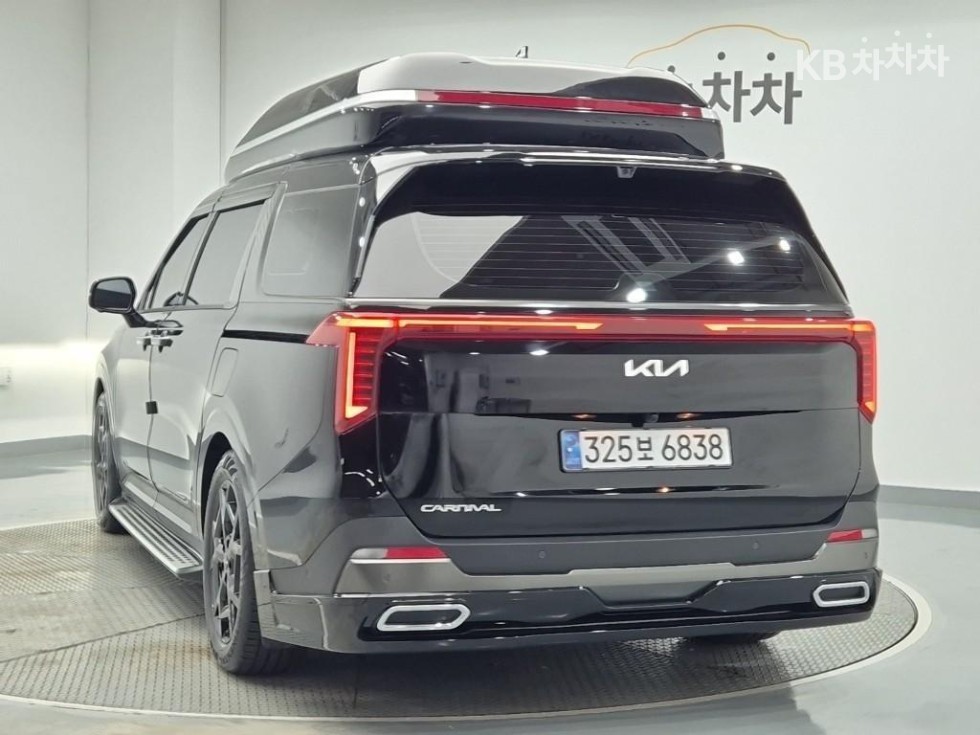 Kia Carnival — miniaturë 2