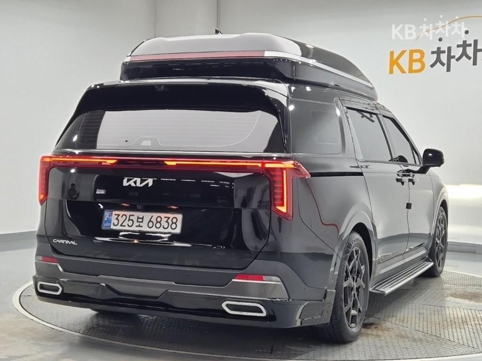 Kia Carnival — miniaturë 3
