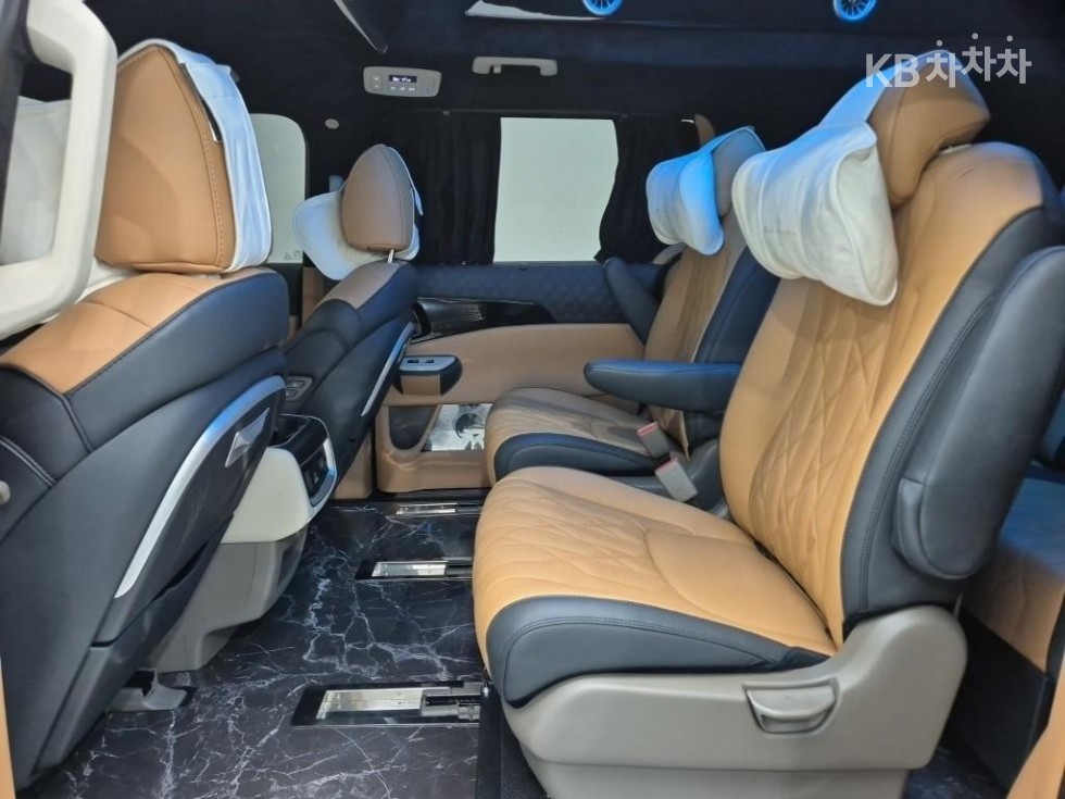 Kia Carnival — miniaturë 12