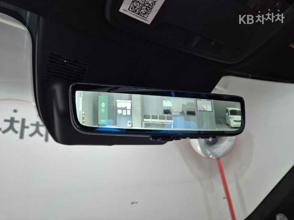 Kia Carnival — miniaturë 17