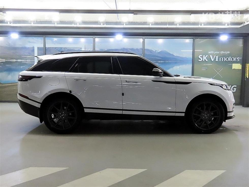 Land Rover Velar 2024 photo 3