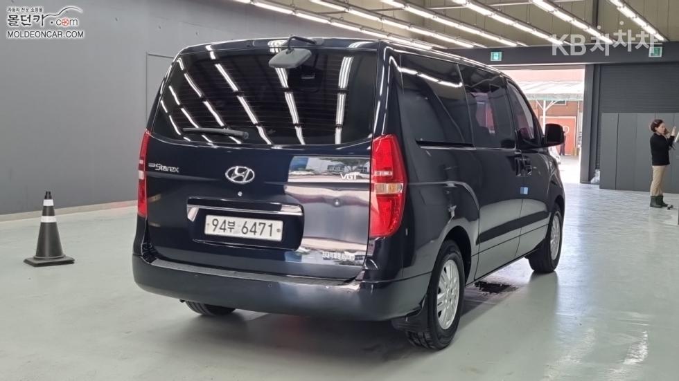Hyundai Starex — miniaturë 2