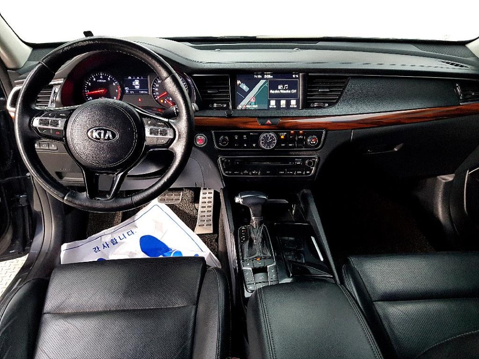 Kia K7 — miniaturë 5