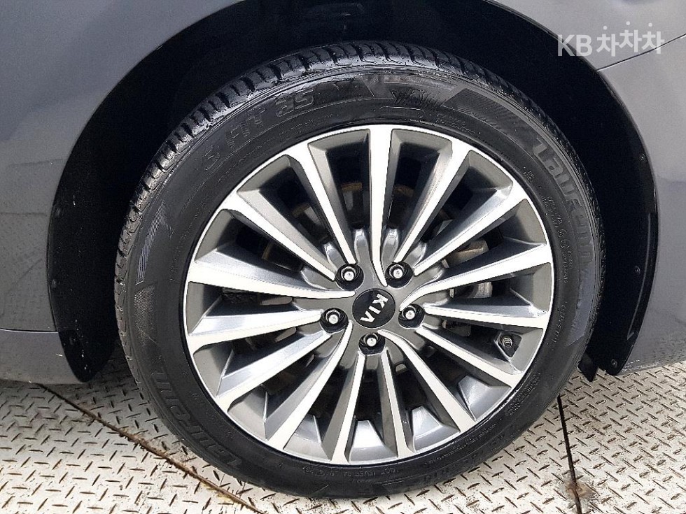 Kia K7 — miniaturë 20
