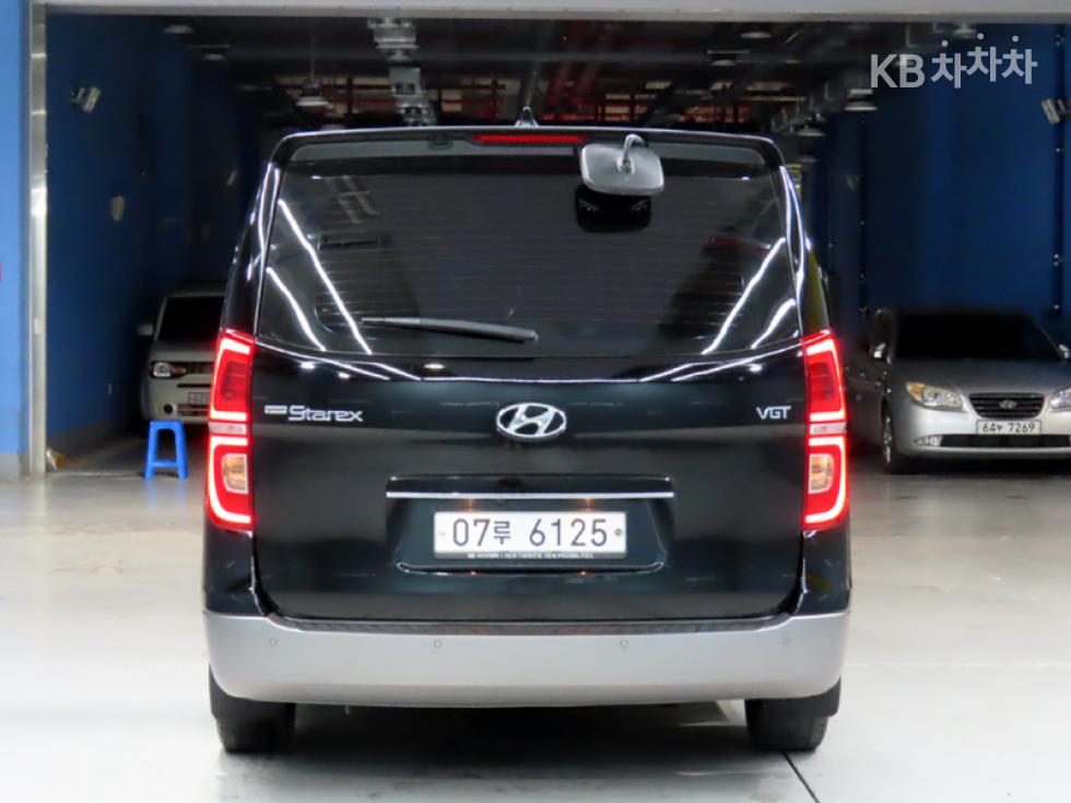 Hyundai Starex — miniaturë 3