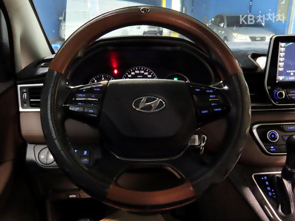 Hyundai Starex — miniaturë 10
