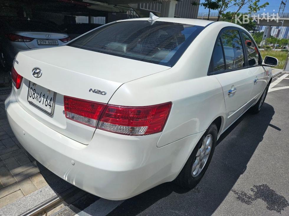 Hyundai Sonata — miniaturë 16