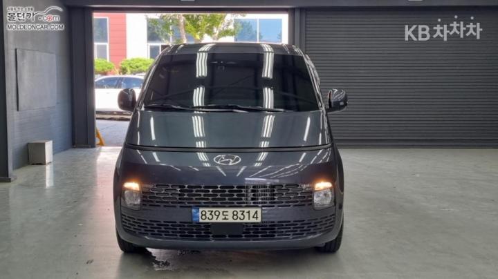 Hyundai Staria 2.2 카고 5 모던 — foto 1