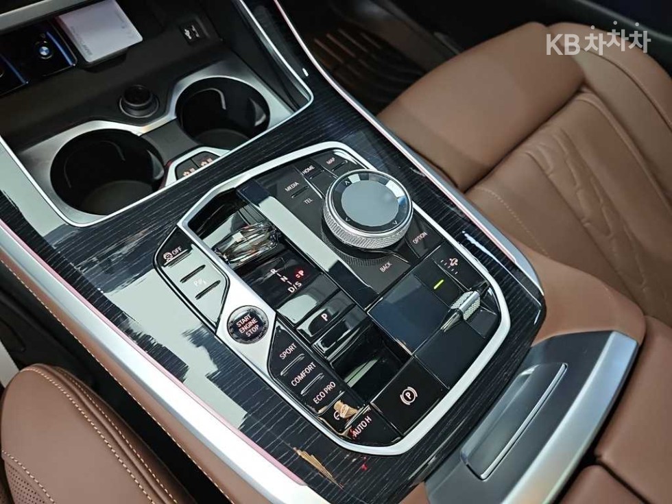 BMW X5 — miniaturë 8