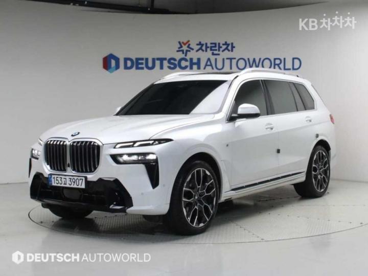 BMW X7 xdrive 40i m sport 7str — foto 1