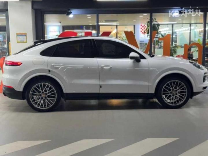 Porsche Cayenne — miniaturë 3