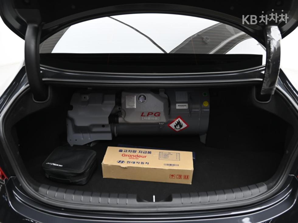 Hyundai Grandeur — miniaturë 20