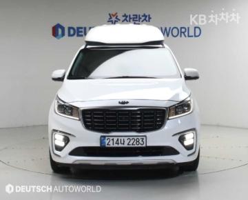 Kia Carnival 9인승 하이리무진(특장업체) — foto 1