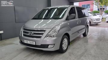 Hyundai Starex 5-Seater VAN Smart — foto 1