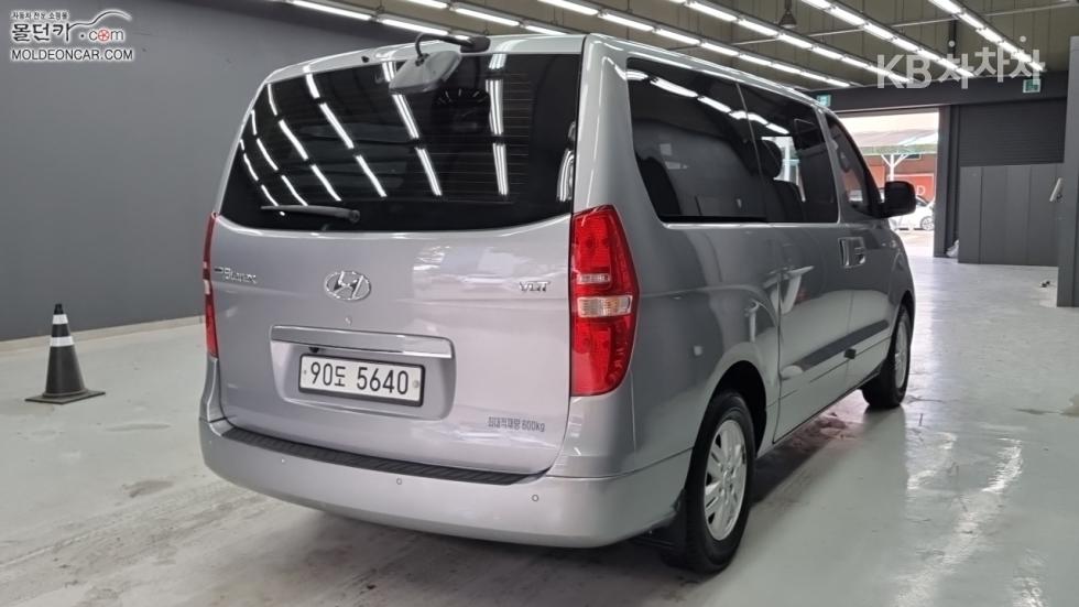 Hyundai Starex — miniaturë 2
