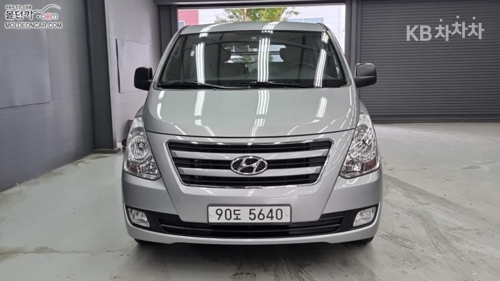 Hyundai Starex — miniaturë 3